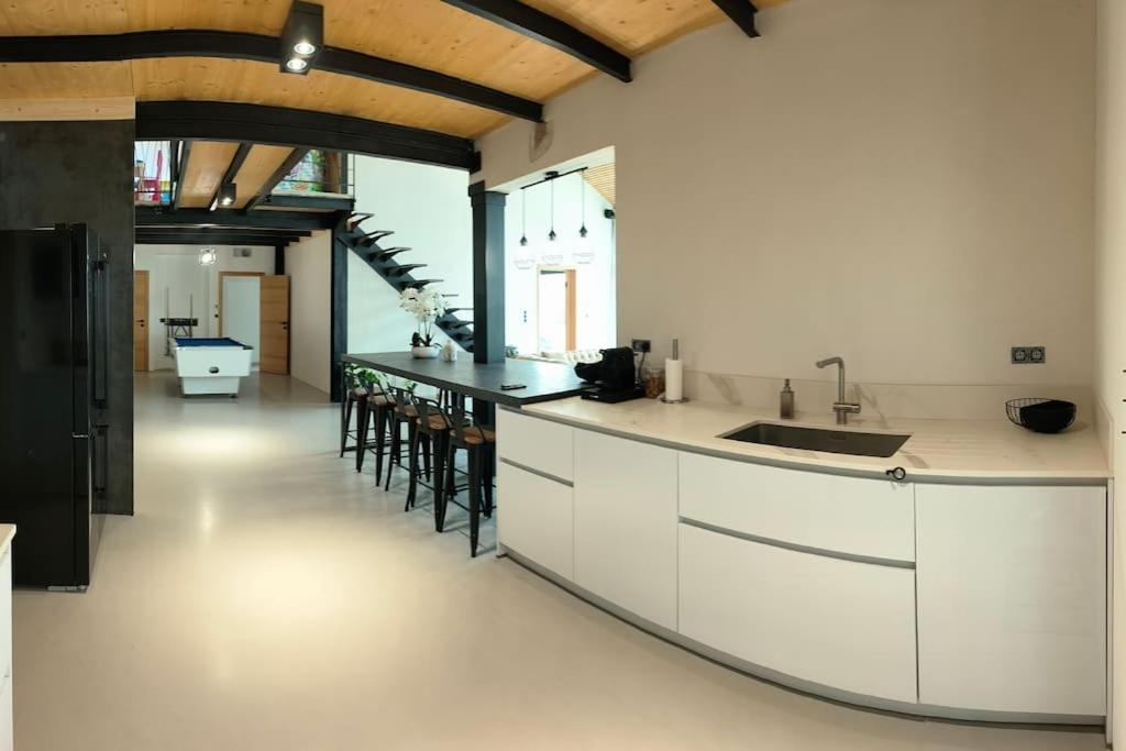 Villa Industrial Luxury Nimes & Arles Beaucaire  Exterior foto